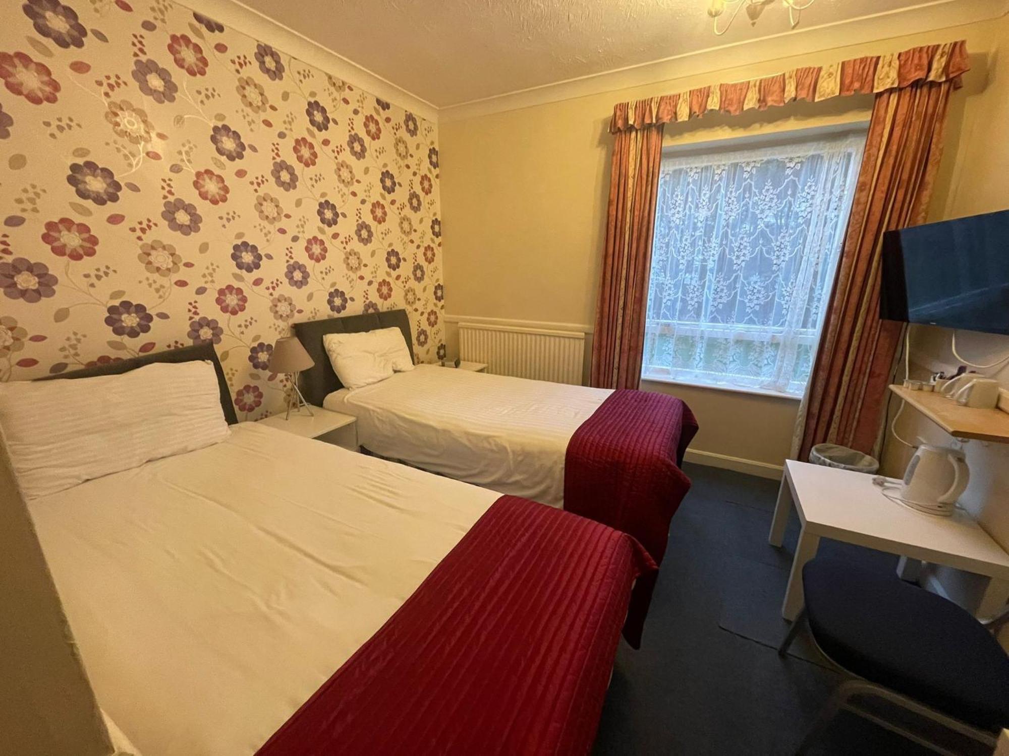 The Dolphin Hotel Great Yarmouth Ruang foto