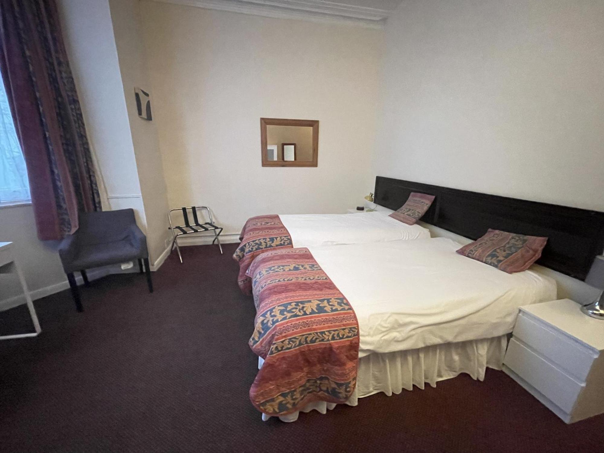 The Dolphin Hotel Great Yarmouth Ruang foto